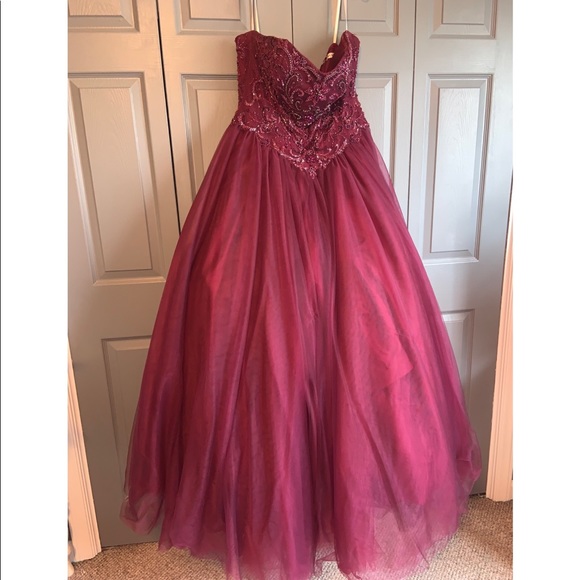 Alyce Paris Dresses & Skirts - Prom dress